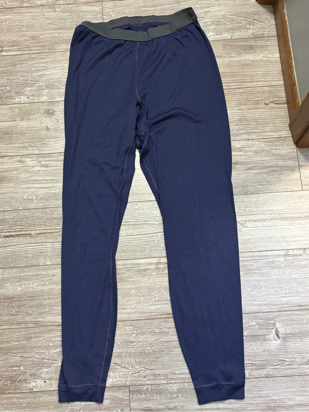 Patagonia Capilene Navy Blue Women's medium weight Thermal Base Layer Pants
